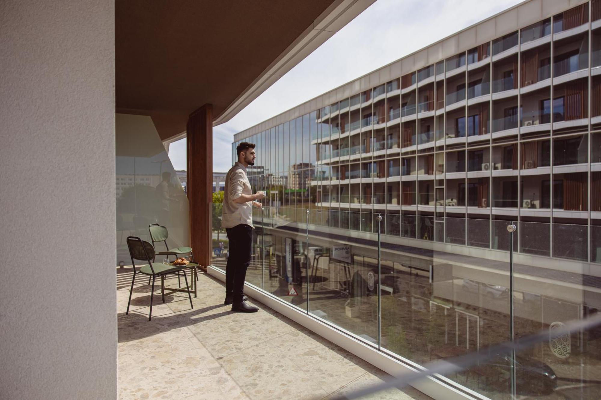 Aparthotel クラヨーヴァ エクステリア 写真