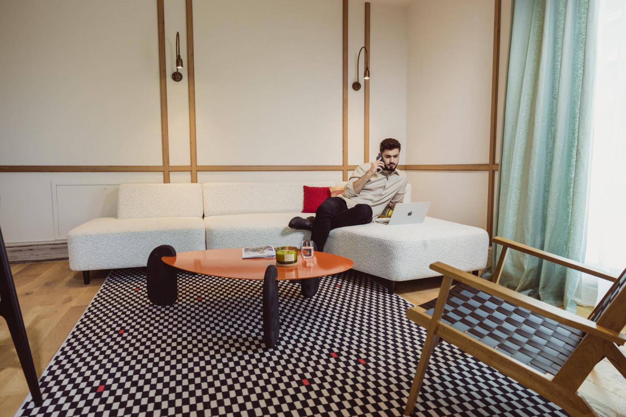 Aparthotel クラヨーヴァ エクステリア 写真