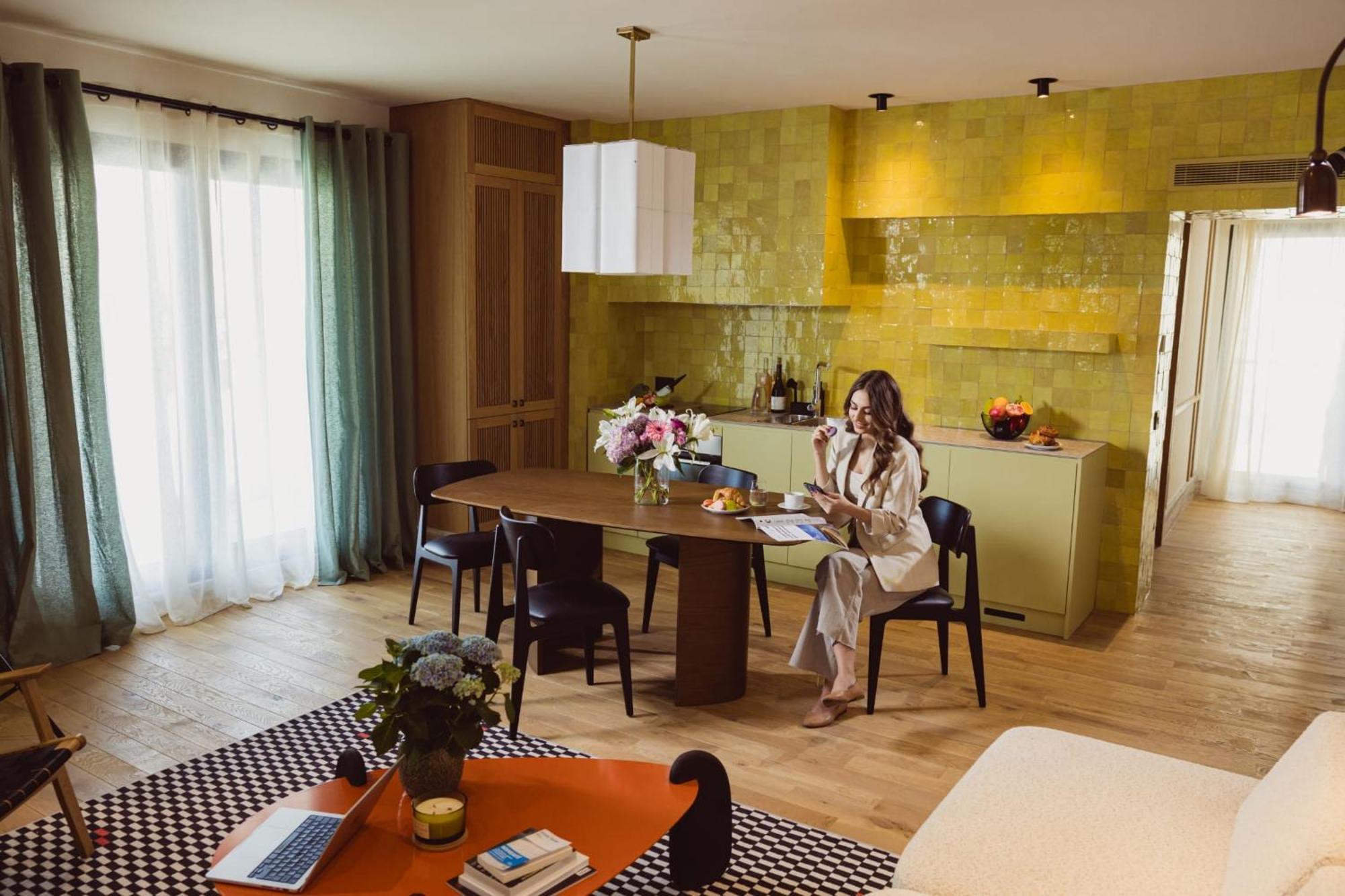 Aparthotel クラヨーヴァ エクステリア 写真