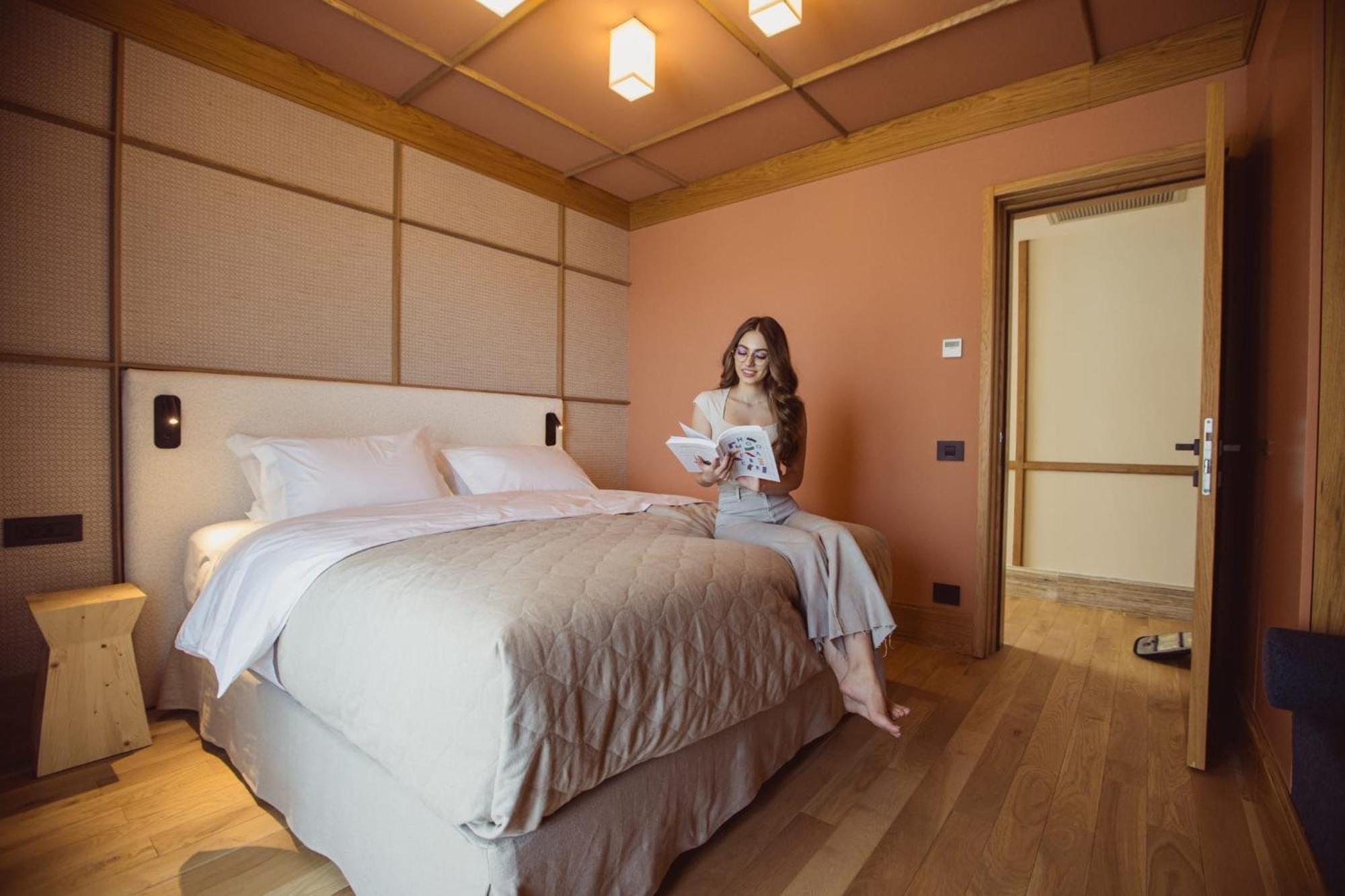 Aparthotel クラヨーヴァ エクステリア 写真