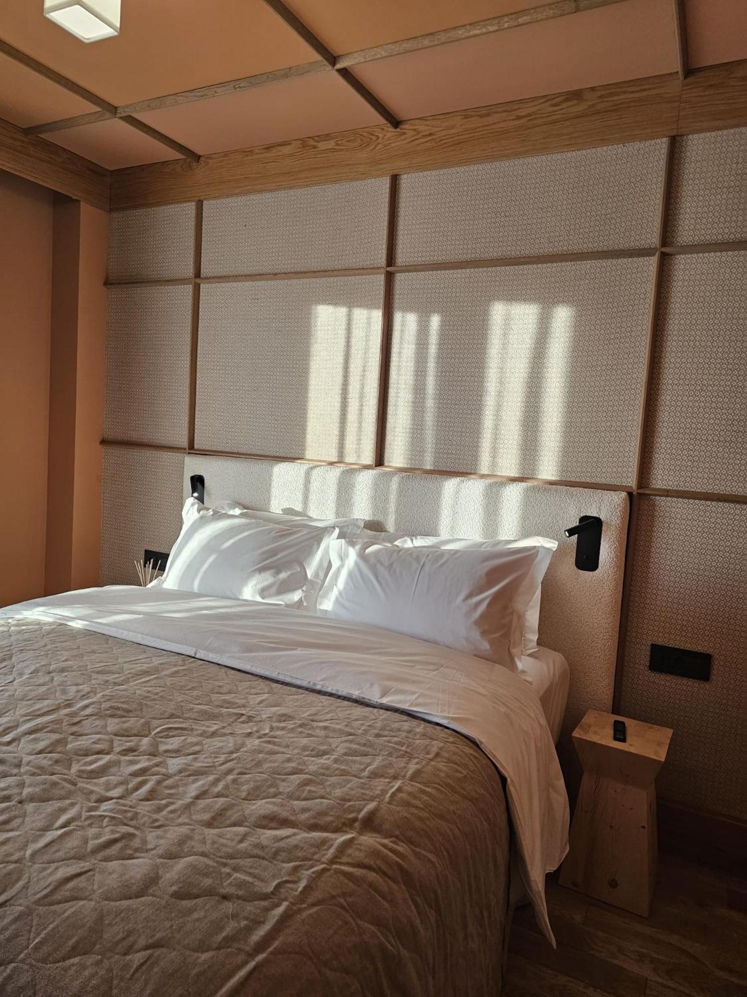 Aparthotel クラヨーヴァ エクステリア 写真