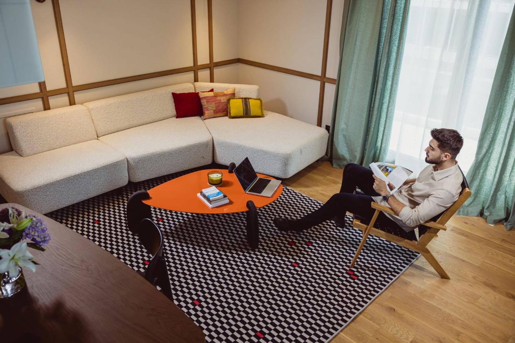 Aparthotel クラヨーヴァ エクステリア 写真